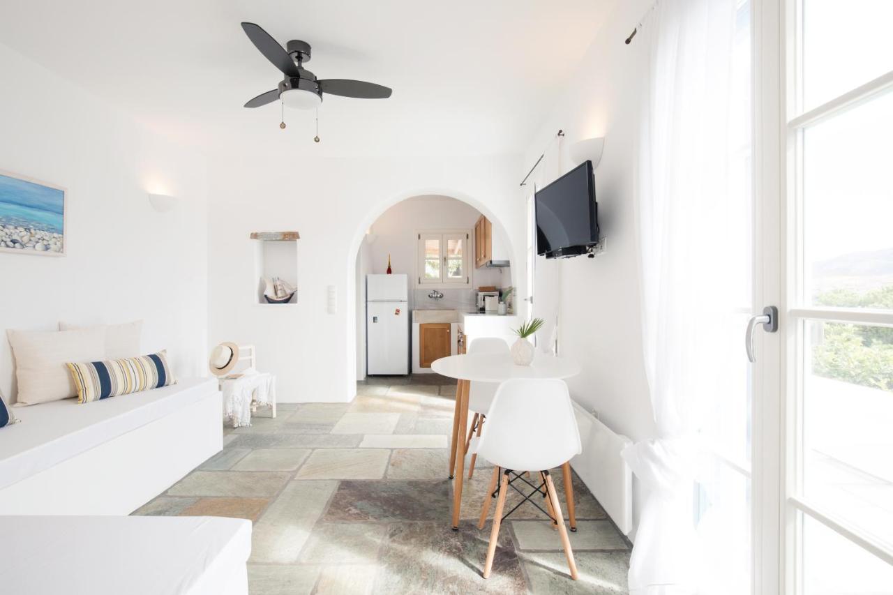 Fos Suites Лутра Экстерьер фото