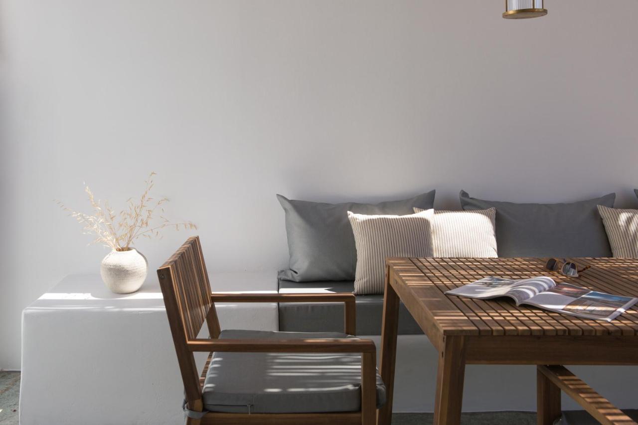 Fos Suites Лутра Экстерьер фото