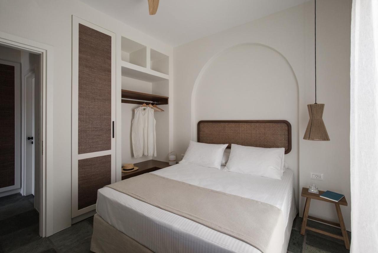 Fos Suites Лутра Экстерьер фото