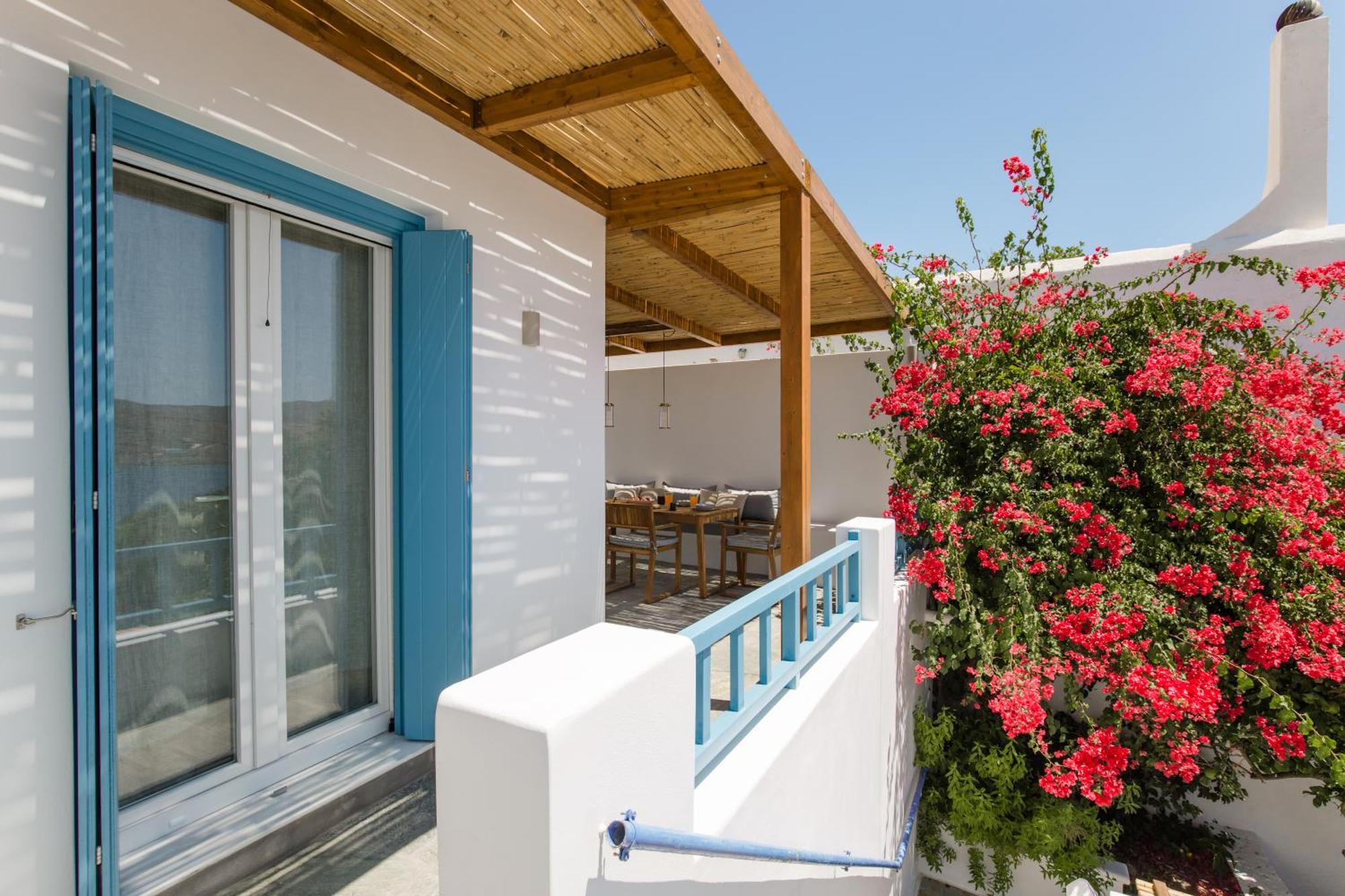 Fos Suites Лутра Экстерьер фото